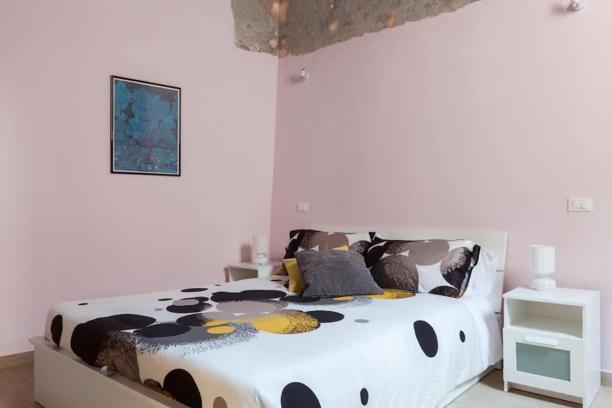 Boccanera A Trastevere Holiday Apartment Рим Екстериор снимка