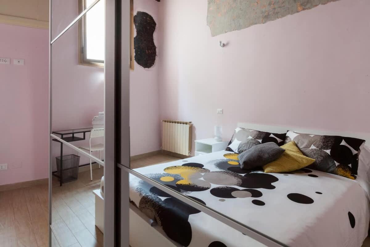 Boccanera A Trastevere Holiday Apartment Рим Екстериор снимка